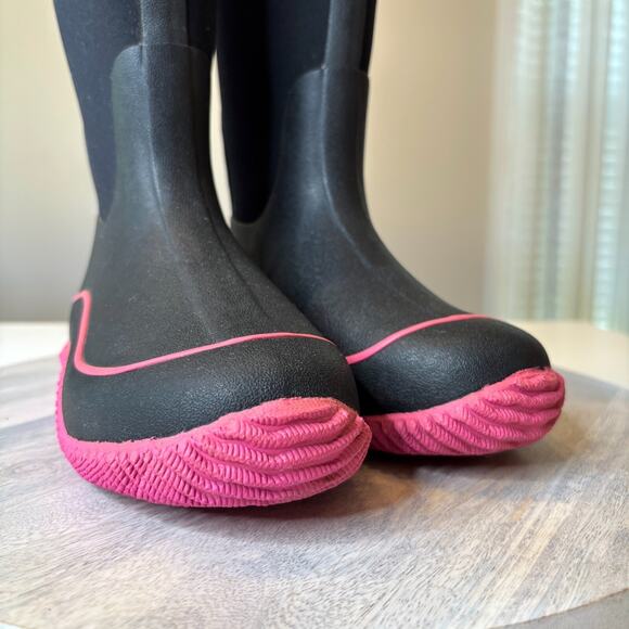 Muck Hale Women's 100% Waterproof Black & Hot Pink Rubber Boots US Size 6 - Picture 6 of 9